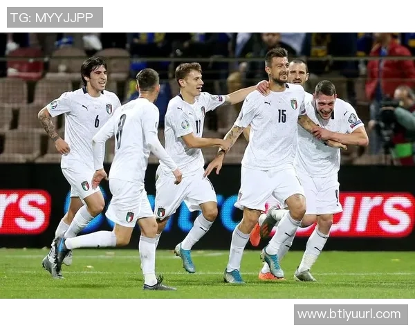 阿尔托贝利称赞皮奥和阿切尔比对意大利国家队的重要性与贡献 阿尔托贝利称赞皮奥和阿切尔比对意大利国家队的重要性与贡献