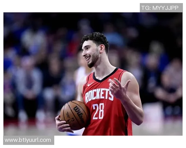 申京季前赛首秀致敬麦迪身穿传奇球衣闪耀登场 申京季前赛首秀致敬麦迪身穿传奇球衣闪耀登场