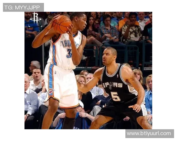 乌度卡称赞KD无私传球能力强调四打三战术需队友配合